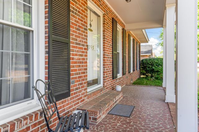 2753 Hillcrest Avenue, Orangeburg, SC 29118