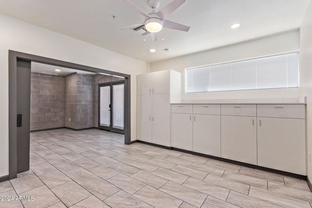 129 N 11TH Avenue 2A, Phoenix, AZ 85007