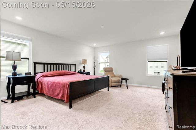 8401 Sharon Drive, White Lake, MI 48386