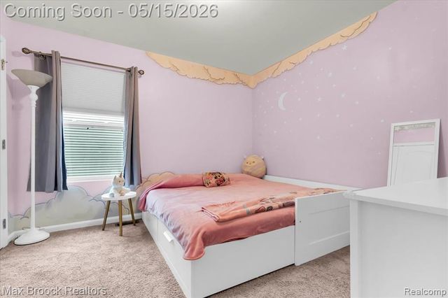 8401 Sharon Drive, White Lake, MI 48386
