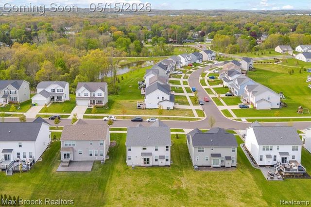 8401 Sharon Drive, White Lake, MI 48386