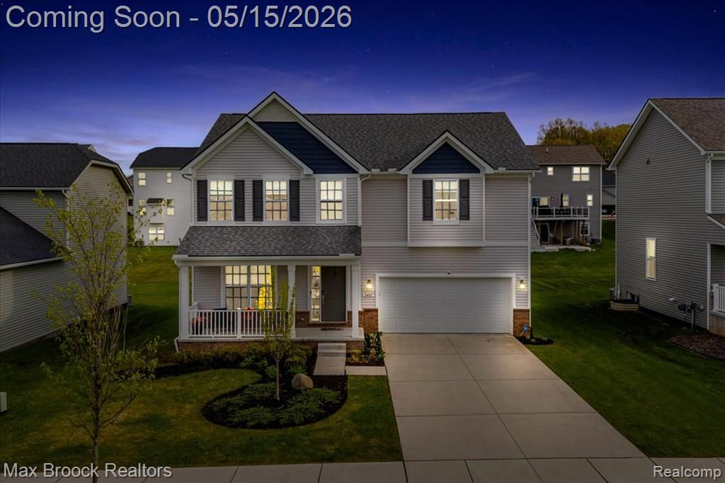 8401 Sharon Drive, White Lake, MI 48386