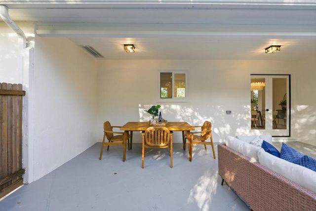 3062 Hillside Drive, Burlingame, CA 94010