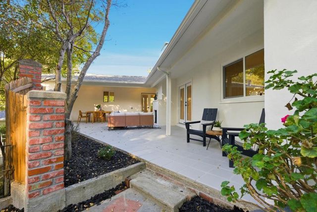 3062 Hillside Drive, Burlingame, CA 94010