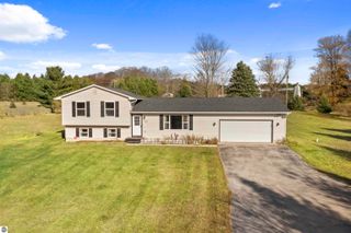 1154 Martin Drive, Frankfort, MI 49635