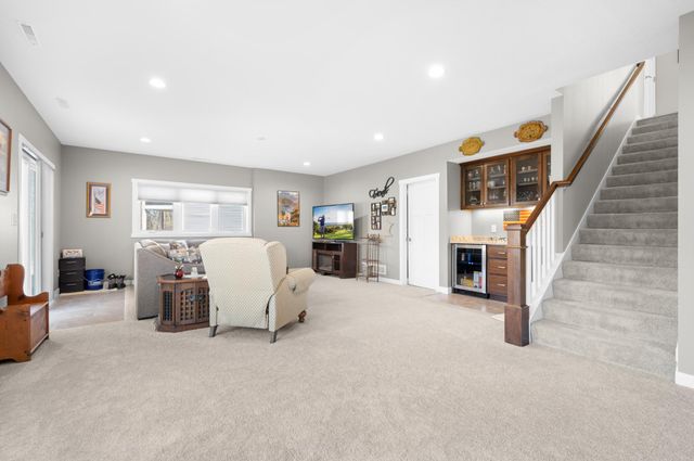 2484 Woodstone Lane SW, Rochester, MN 55902