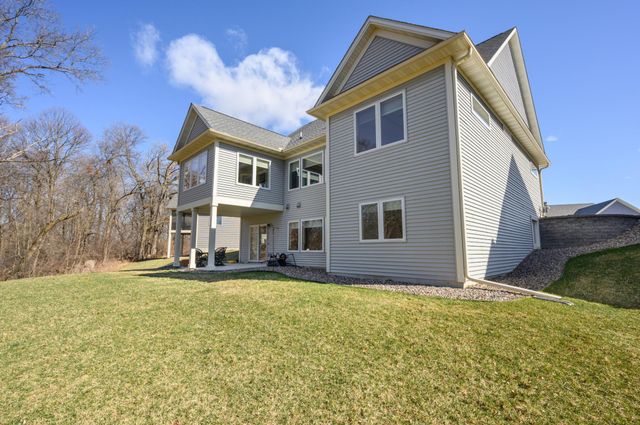 2484 Woodstone Lane SW, Rochester, MN 55902