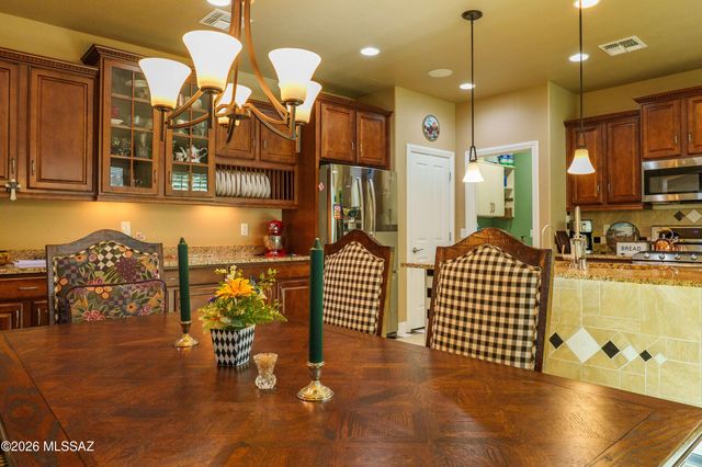 10253 S Black Surrey Drive, Vail, AZ 85641