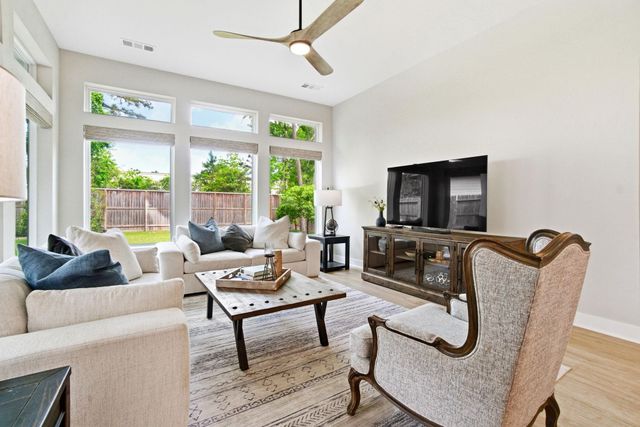 409 N Pilazzo Street, Montgomery, TX 77316