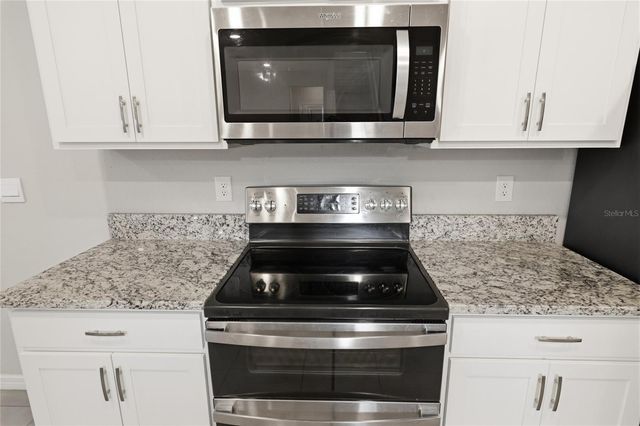 17526 NW 173RD ROAD, Alachua, FL 32615