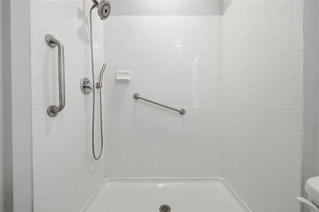 17526 NW 173RD ROAD, Alachua, FL 32615