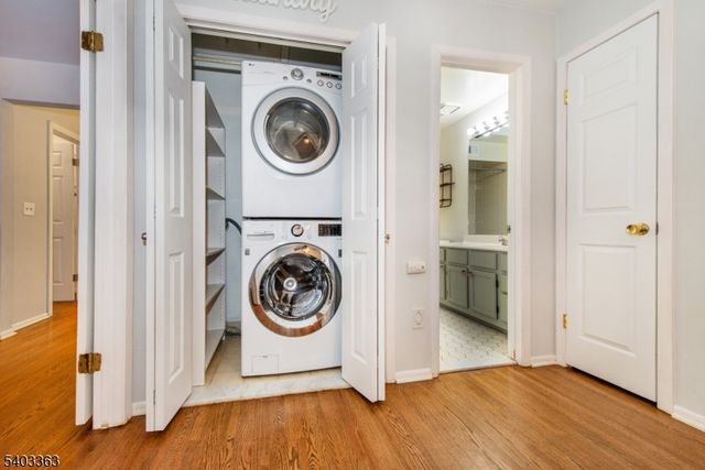 44 Littlewood Ct, Wayne Twp., NJ 07470