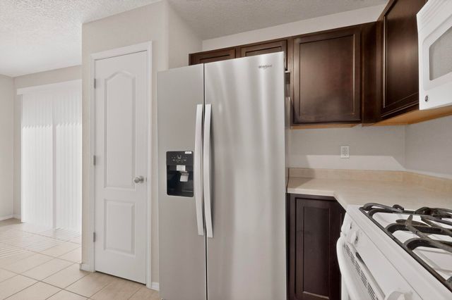 3105 Erratic Street SW, Albuquerque, NM 87121