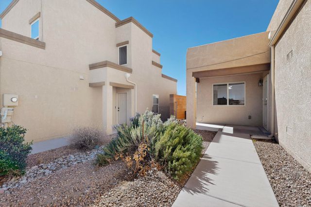 3105 Erratic Street SW, Albuquerque, NM 87121