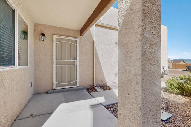 3105 Erratic Street SW, Albuquerque, NM 87121