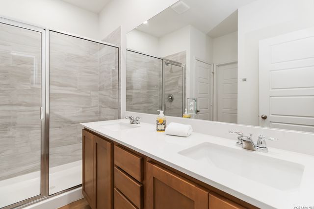15507 BANKS CV, San Antonio, TX 78253