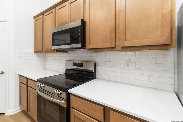 15507 BANKS CV, San Antonio, TX 78253