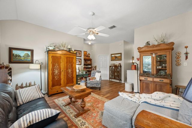 16812 Bailey Jean DR, Round Rock, TX 78681