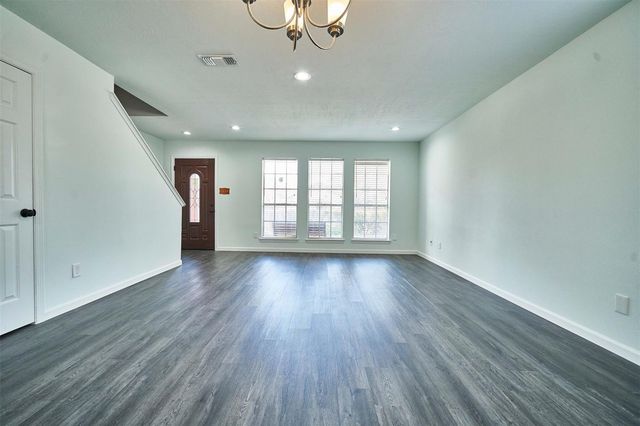 11011 Landsbury Court, Houston, TX 77099