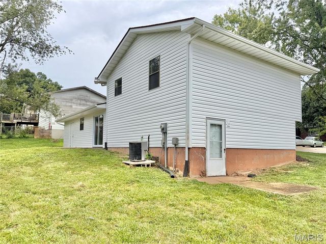 100 Pelican Drive, Park Hills, MO 63601
