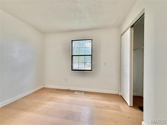 100 Pelican Drive, Park Hills, MO 63601