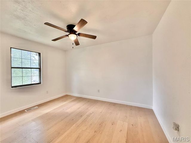 100 Pelican Drive, Park Hills, MO 63601