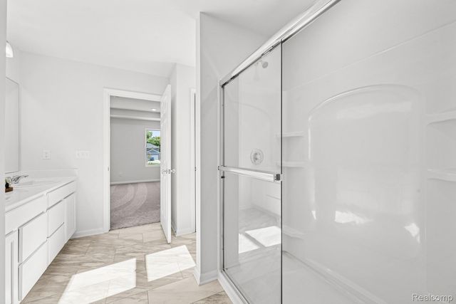 378 Edge Brook, Holly Township, MI 48442