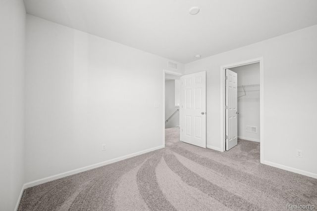 378 Edge Brook, Holly Township, MI 48442