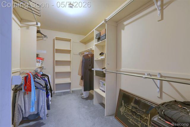 2007 Mapleridge Road, Rochester Hills, MI 48309