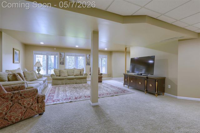 2007 Mapleridge Road, Rochester Hills, MI 48309