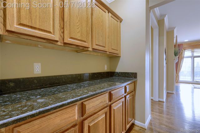2007 Mapleridge Road, Rochester Hills, MI 48309