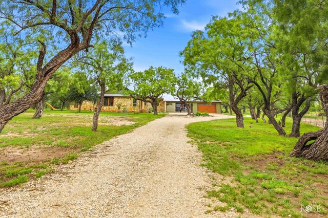 10275 W Carlsbad Loop, Carlsbad, TX 76934