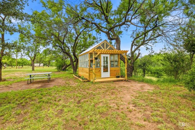 10275 W Carlsbad Loop, Carlsbad, TX 76934