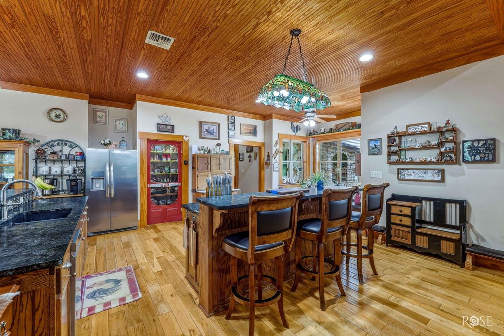 Image 16 of property listing at 10275 W Carlsbad Loop, Carlsbad, TX 76934
