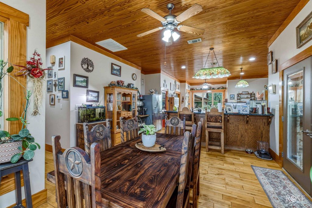 Image 25 of property listing at 10275 W Carlsbad Loop, Carlsbad, TX 76934