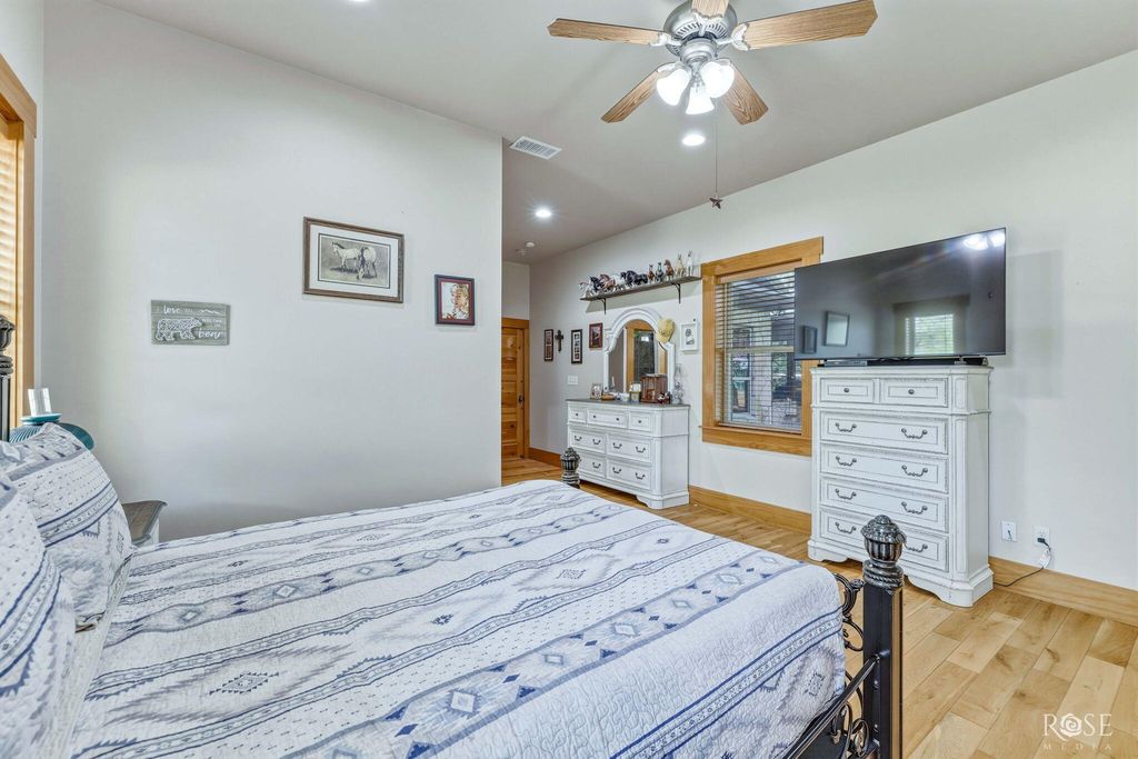 Image 27 of property listing at 10275 W Carlsbad Loop, Carlsbad, TX 76934