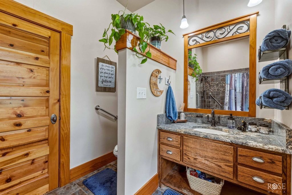 Image 37 of property listing at 10275 W Carlsbad Loop, Carlsbad, TX 76934