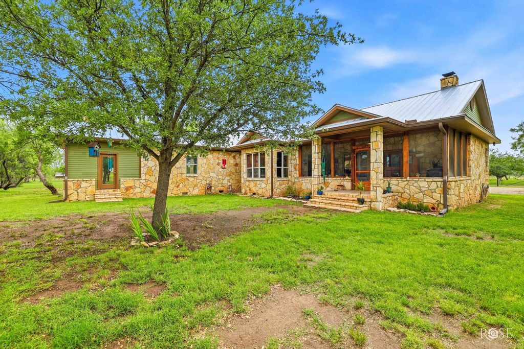 Image 49 of property listing at 10275 W Carlsbad Loop, Carlsbad, TX 76934