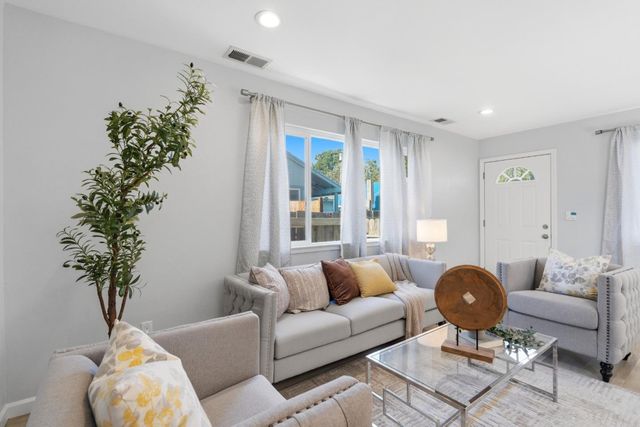 2369 Oakwood Drive, East Palo Alto, CA 94303