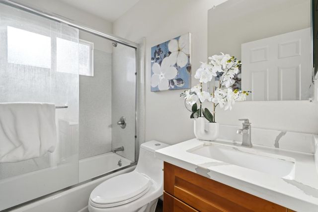 2369 Oakwood Drive, East Palo Alto, CA 94303
