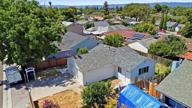2369 Oakwood Drive, East Palo Alto, CA 94303