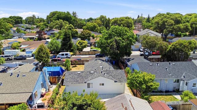 2369 Oakwood Drive, East Palo Alto, CA 94303