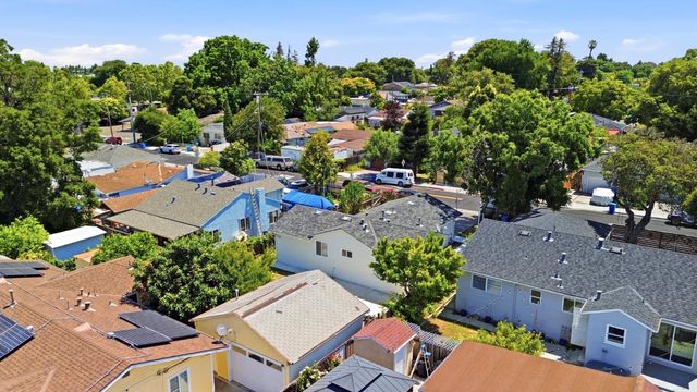 2369 Oakwood Drive, East Palo Alto, CA 94303
