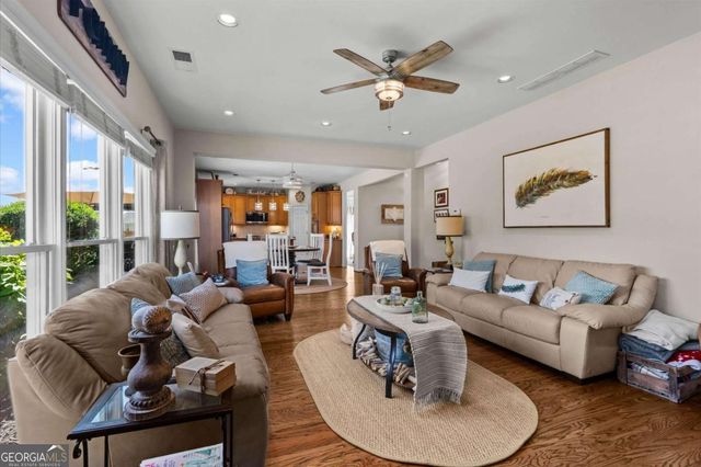 125 Fallen Oak Drive, Dallas, GA 30132