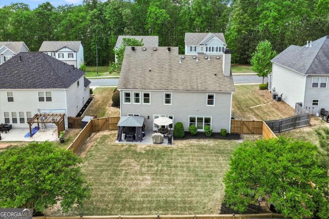 125 Fallen Oak Drive, Dallas, GA 30132