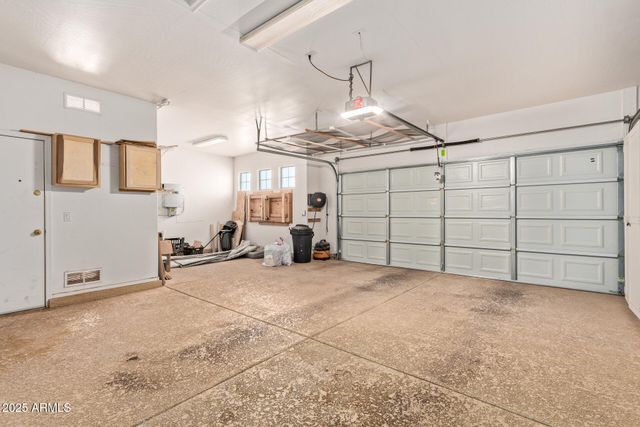 16355 W Desert Lily Drive, Surprise, AZ 85387