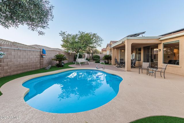 16355 W Desert Lily Drive, Surprise, AZ 85387