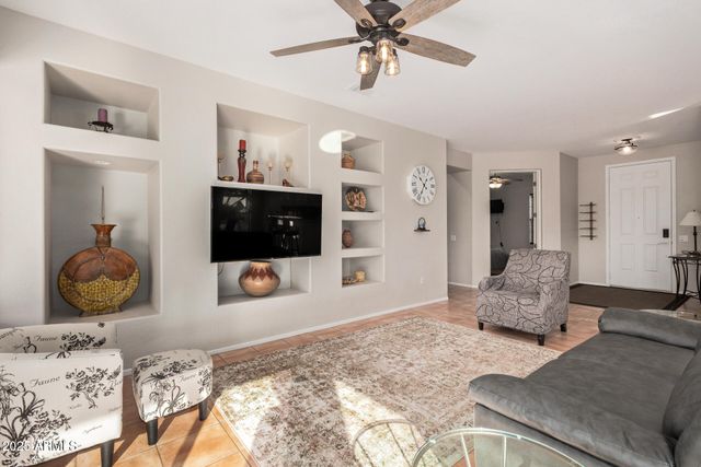 16355 W Desert Lily Drive, Surprise, AZ 85387