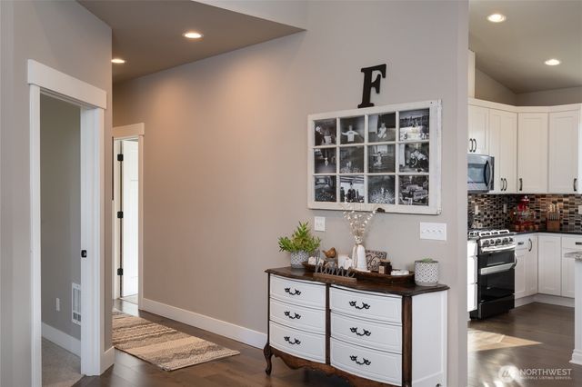 18180 Freedom Lane, Mount Vernon, WA 98274