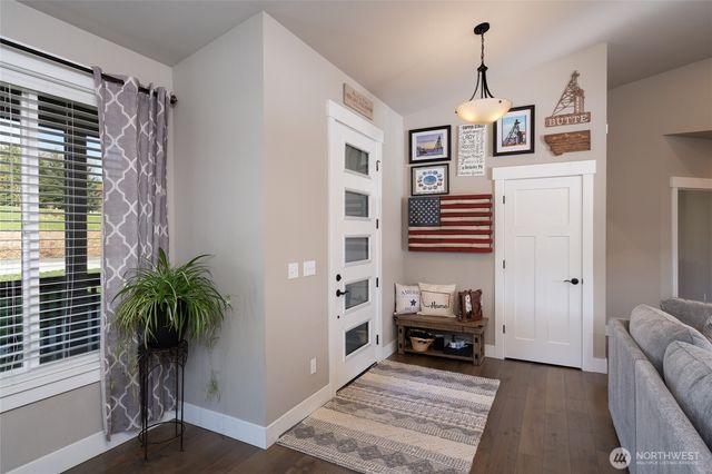 18180 Freedom Lane, Mount Vernon, WA 98274